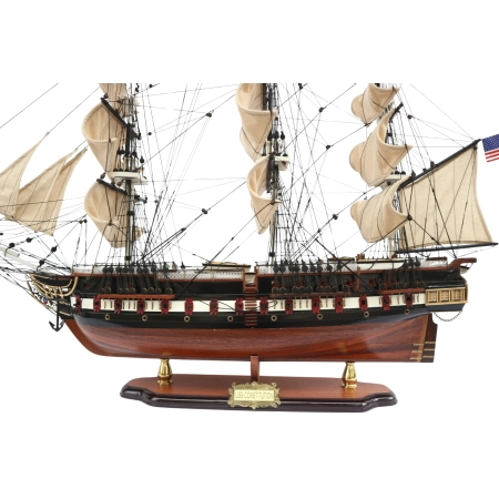 Drewniany model żaglowca USS Constitution 100 cm – ekskluzywna replika fregaty „Old Ironsides”